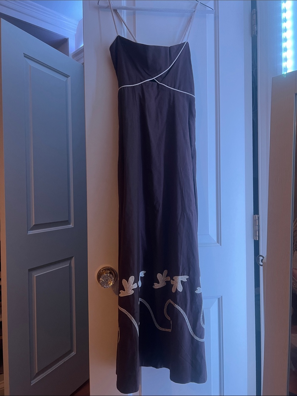 NEW Mon Renn Dress